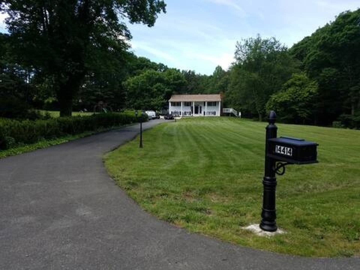 Manassas House: 14414 Bristow Rd