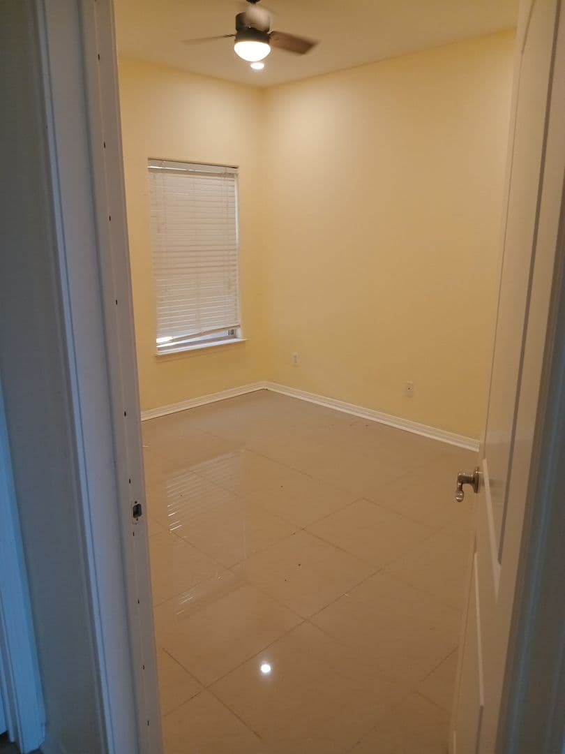 Austin Condo: 6810 Deatonhill Dr