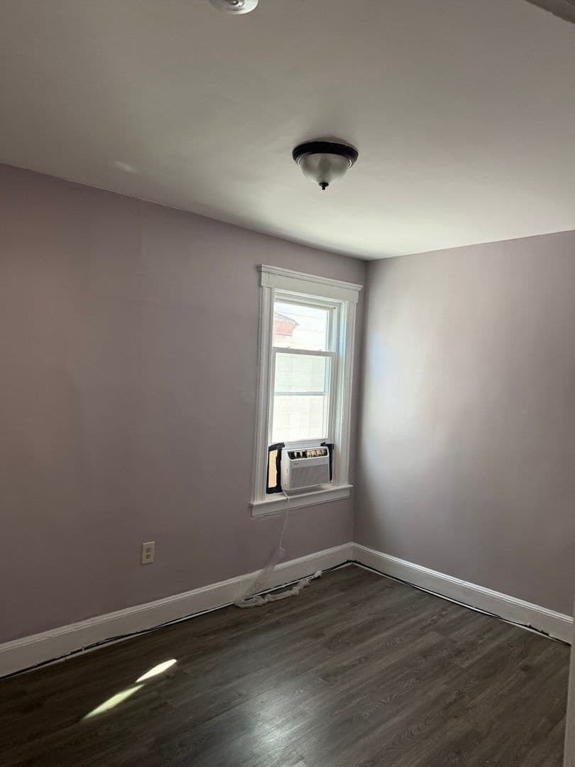 East Orange House: 315 Glenwood Ave