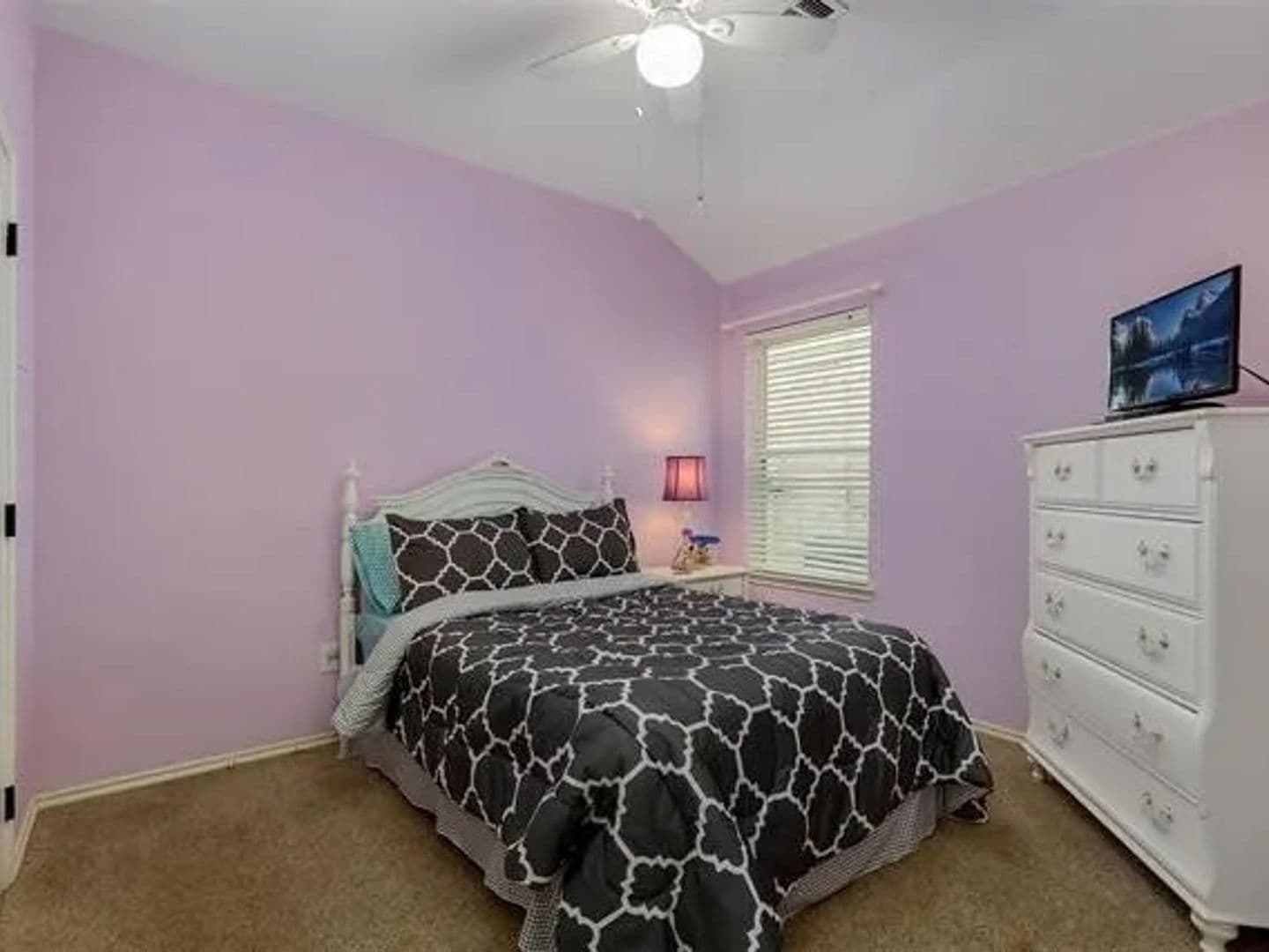 Fort Worth House: 4129 Broken Bend Blvd