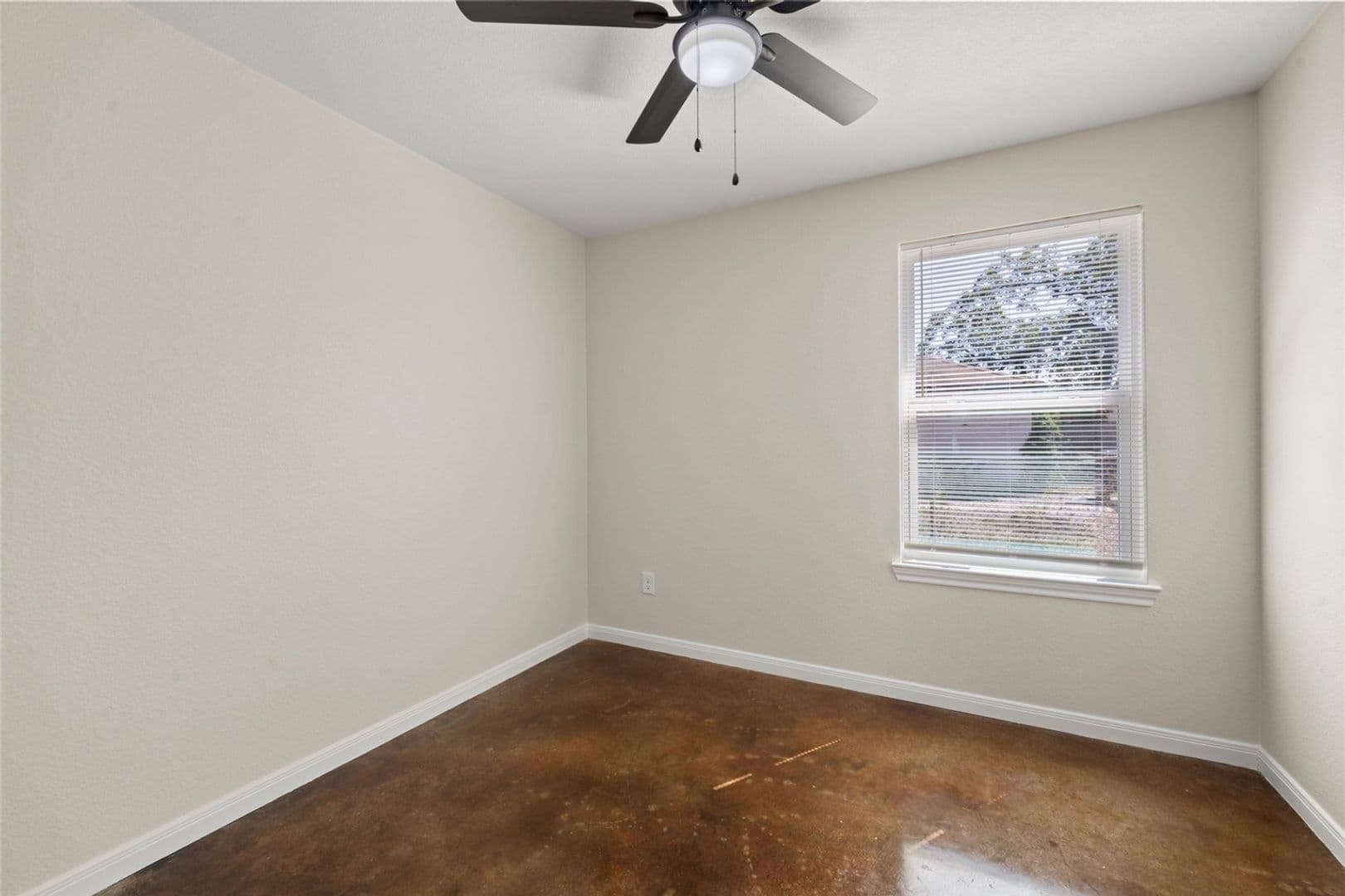 Waco Townhome: 1716 N 12th St