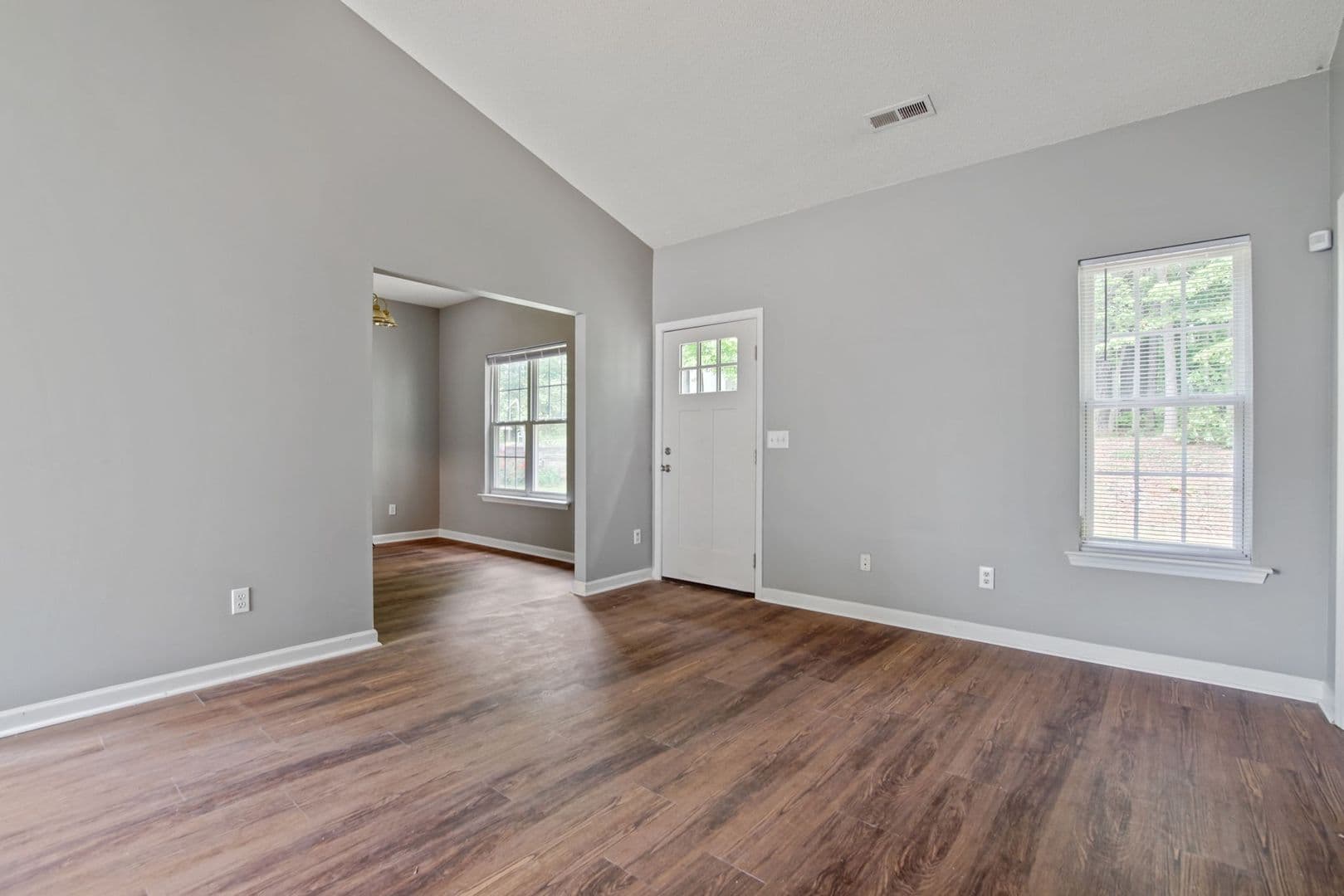 Raleigh House: 1117 Aaron Dr