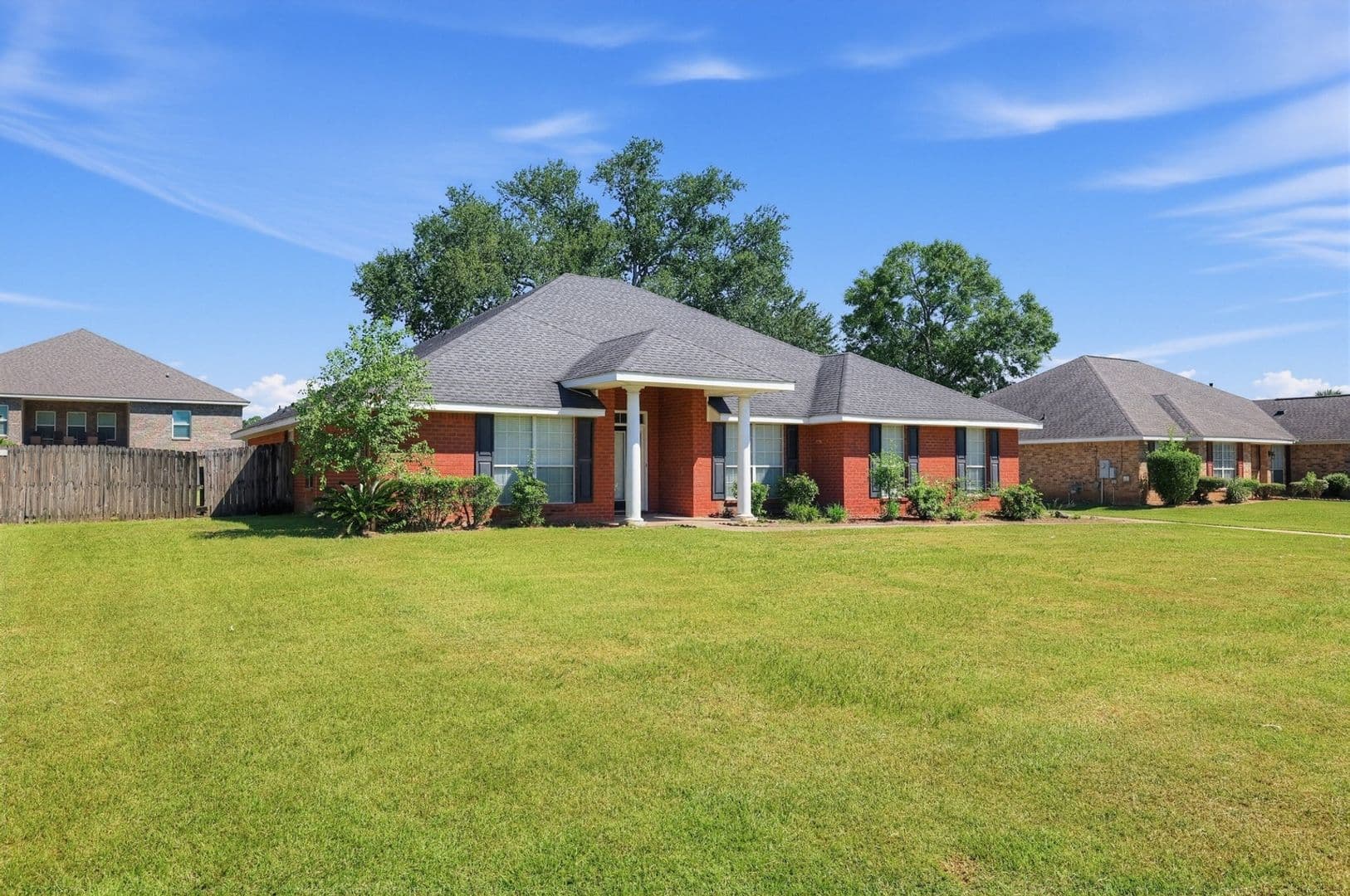 Mobile House: 1387 Hunters Ridge Dr W