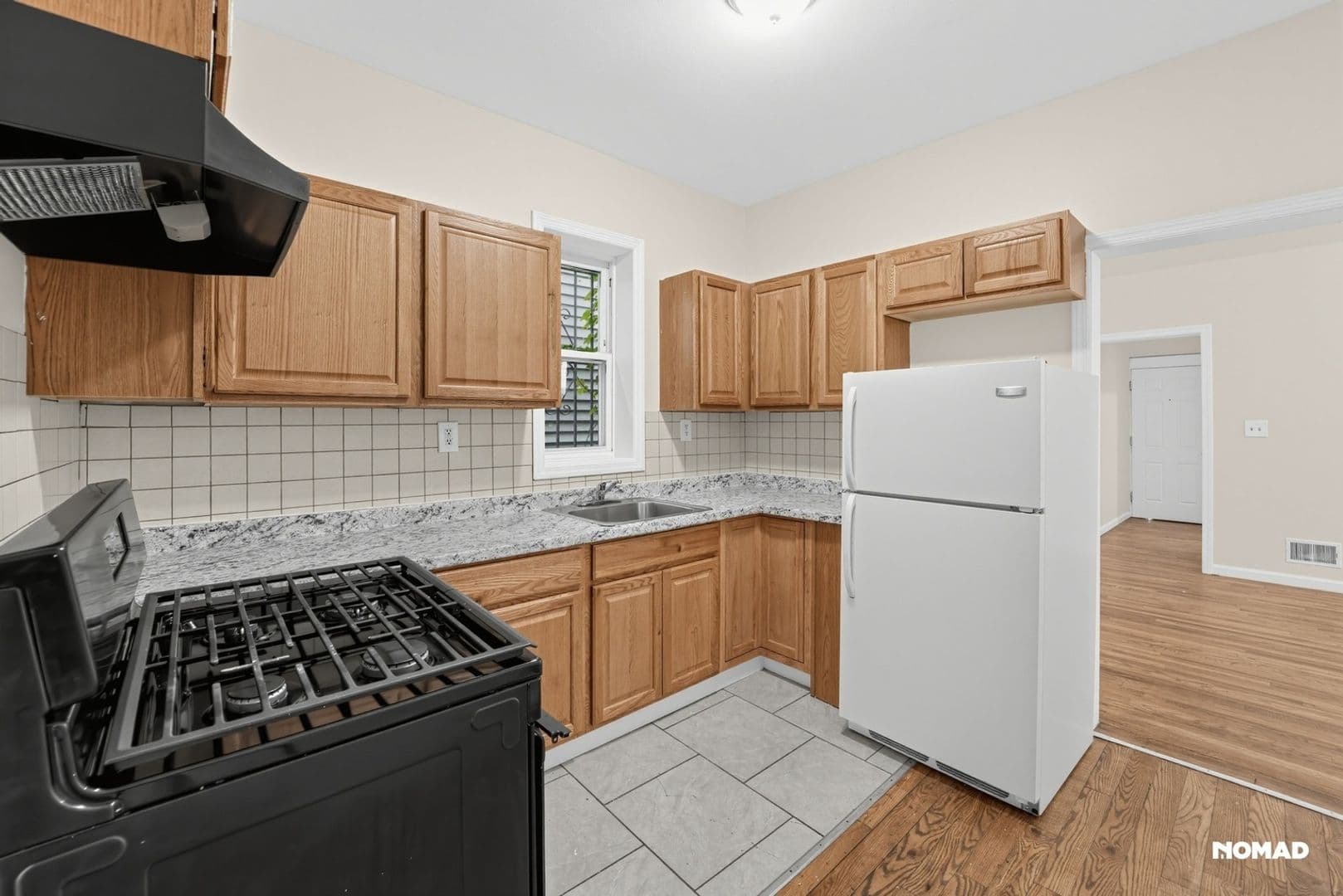 Newark Townhome: 72 Norwood St