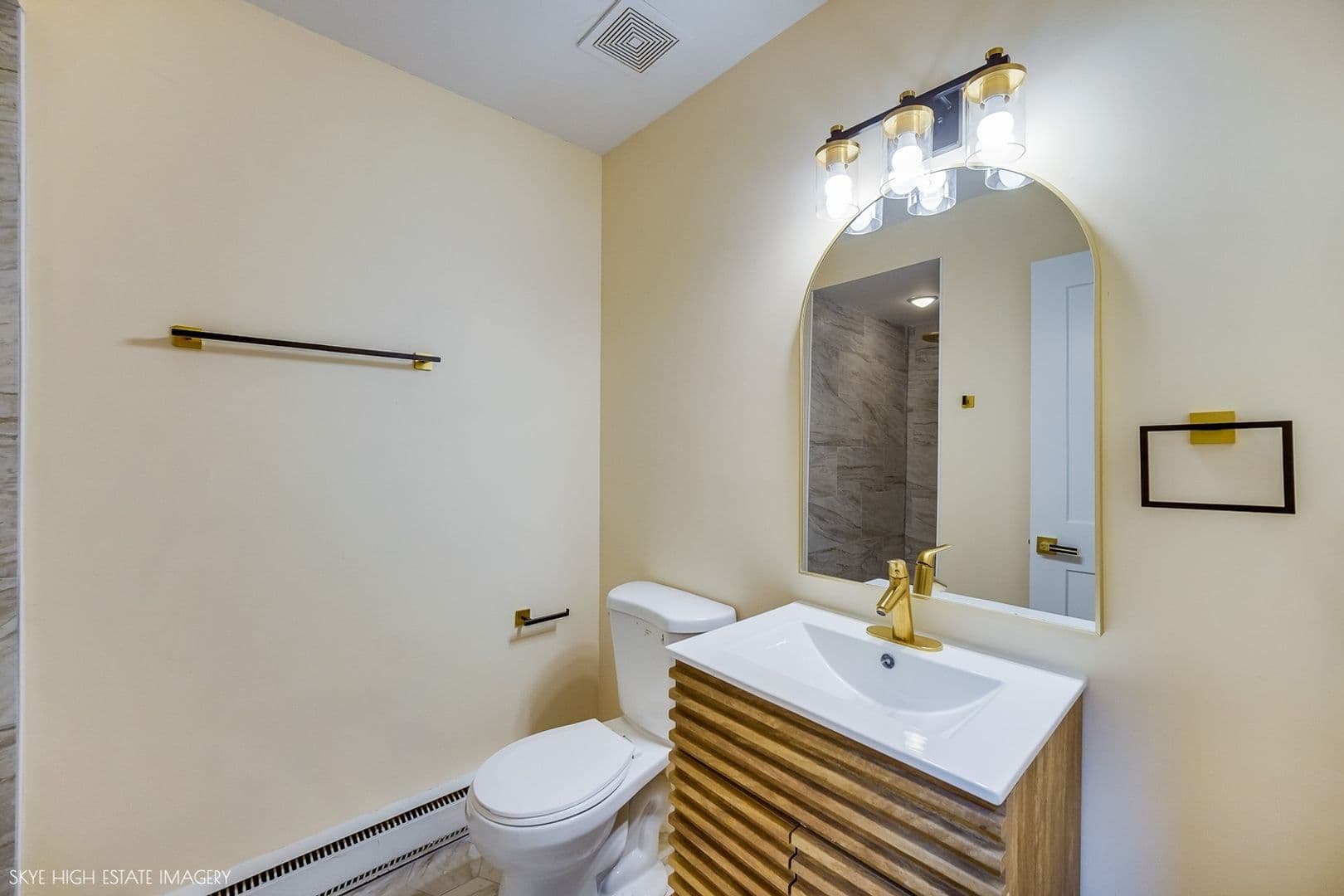 Flossmoor Condo: 1117 Leavitt Ave