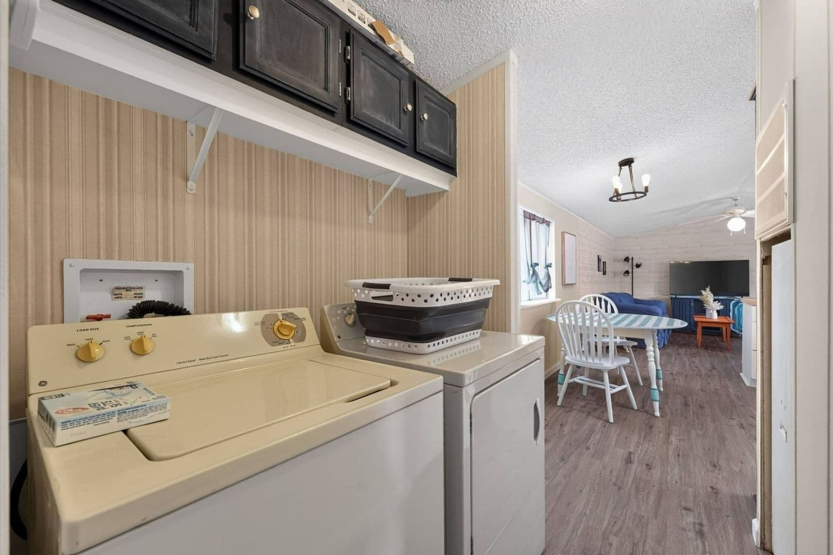 Casa Grande House: 11484 N Cordell St