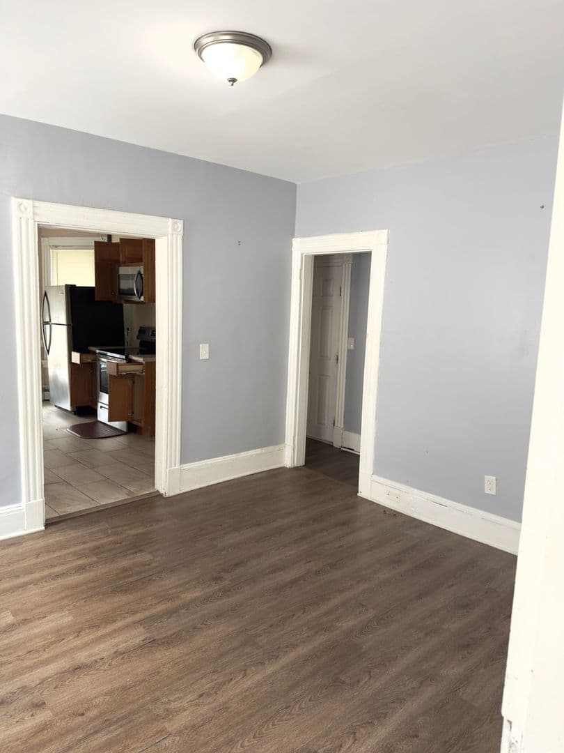 Hartford House: 23 Alden St