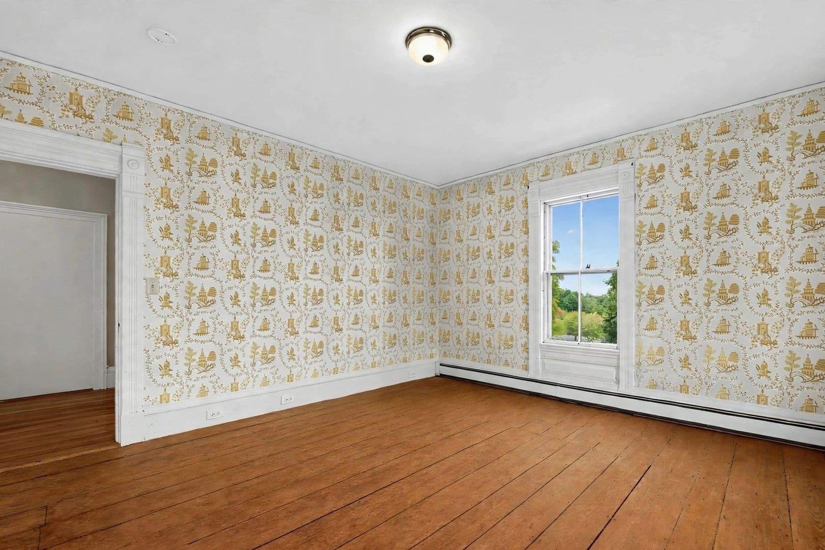 Fitchburg House: 267 Pearl Hill Rd