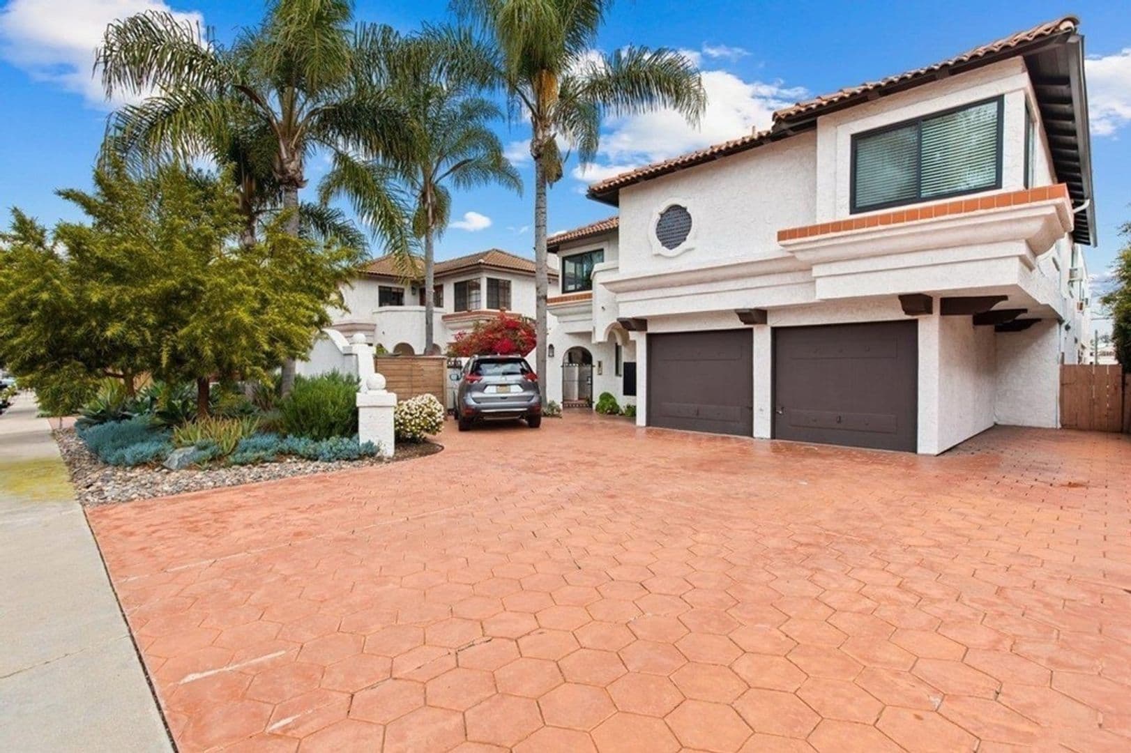 San Diego Condo: 3765 Boundary St