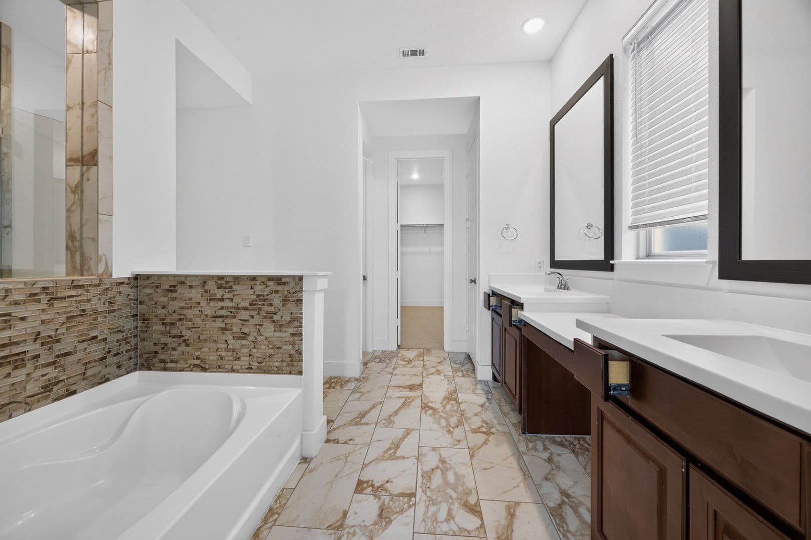 Aubrey House: 1104 Saratoga Rd