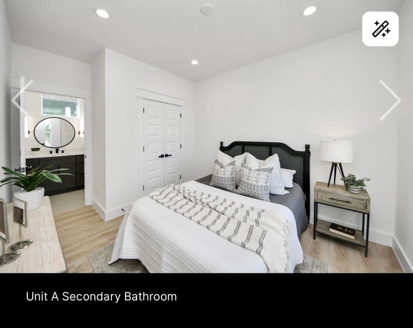 Houston Townhome: 7909 Lynette St