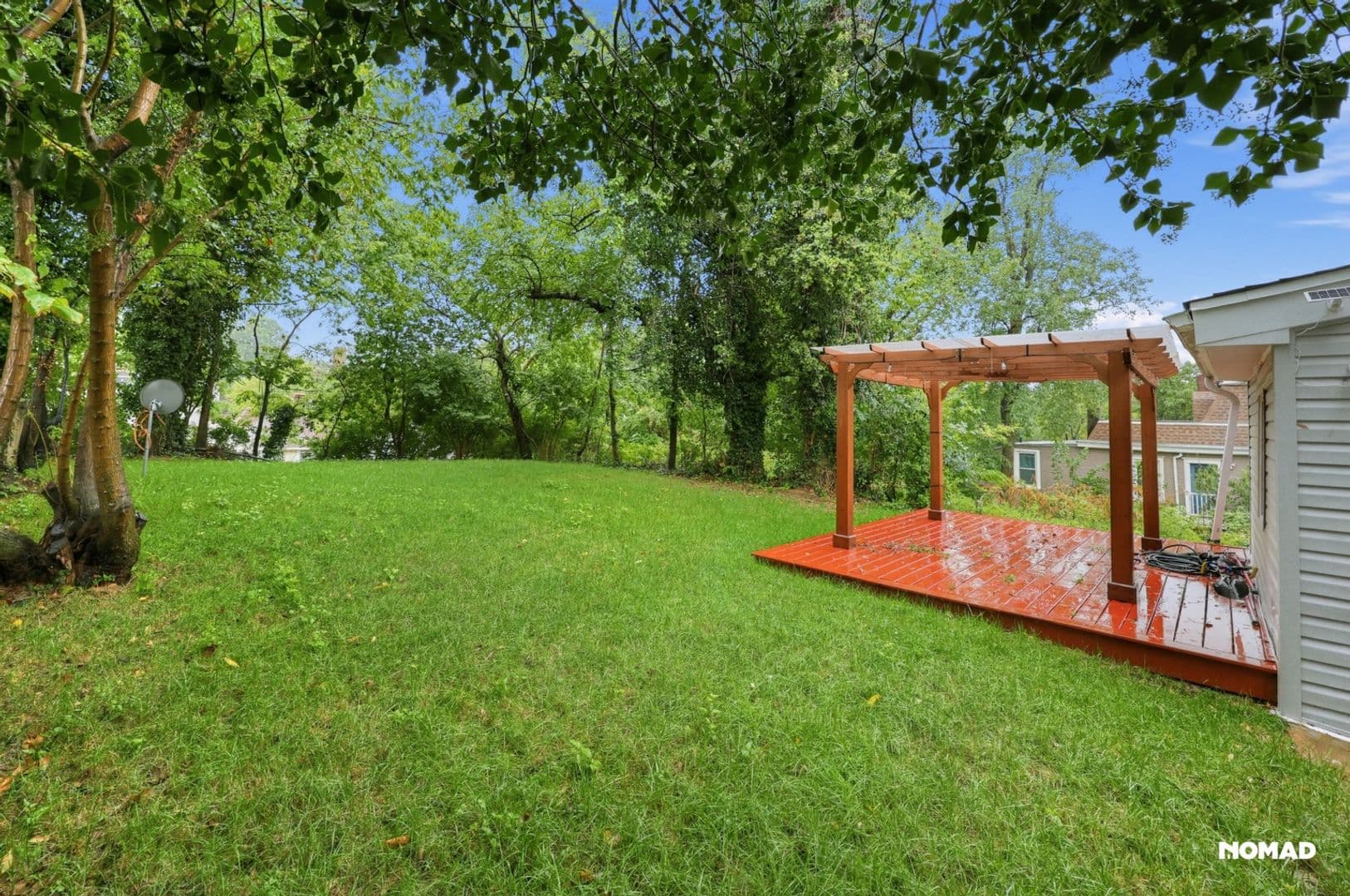 Washington House: 1627 W St SE