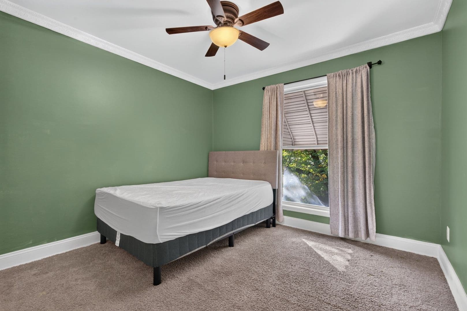 Baltimore Townhome: 805 Arnold Ct