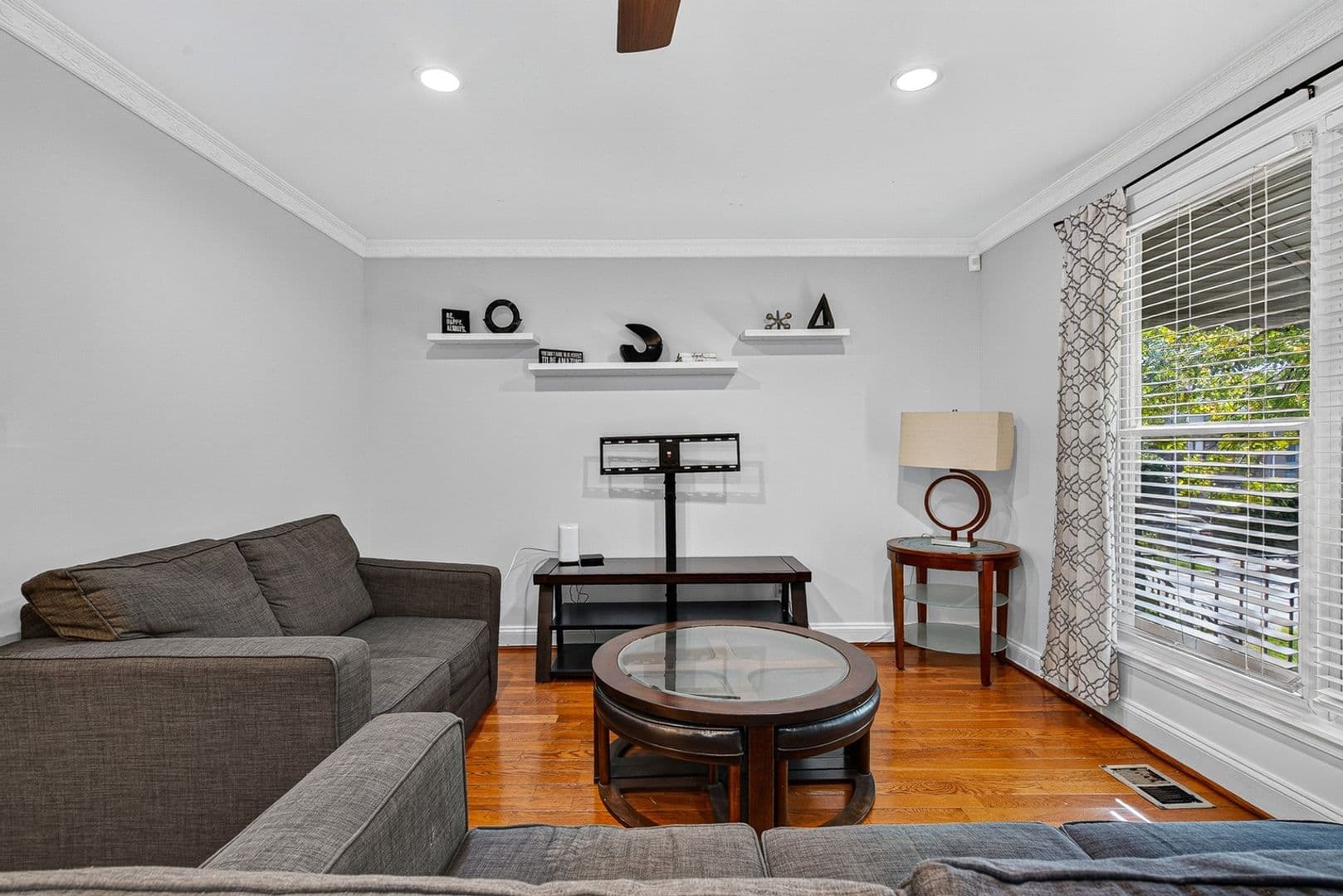 Baltimore Townhome: 805 Arnold Ct