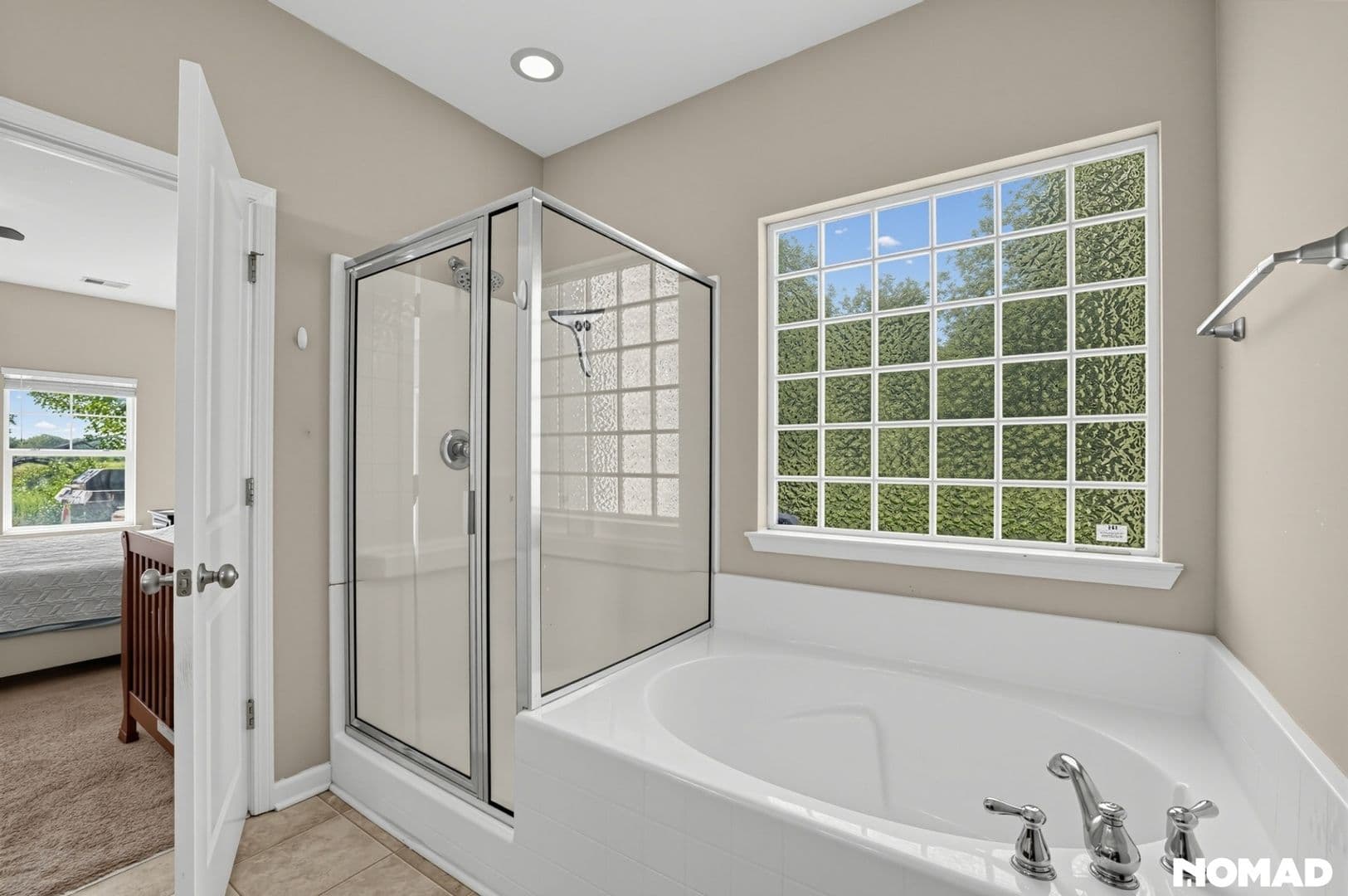 Simpsonville House: 302 Barrett Chase Dr