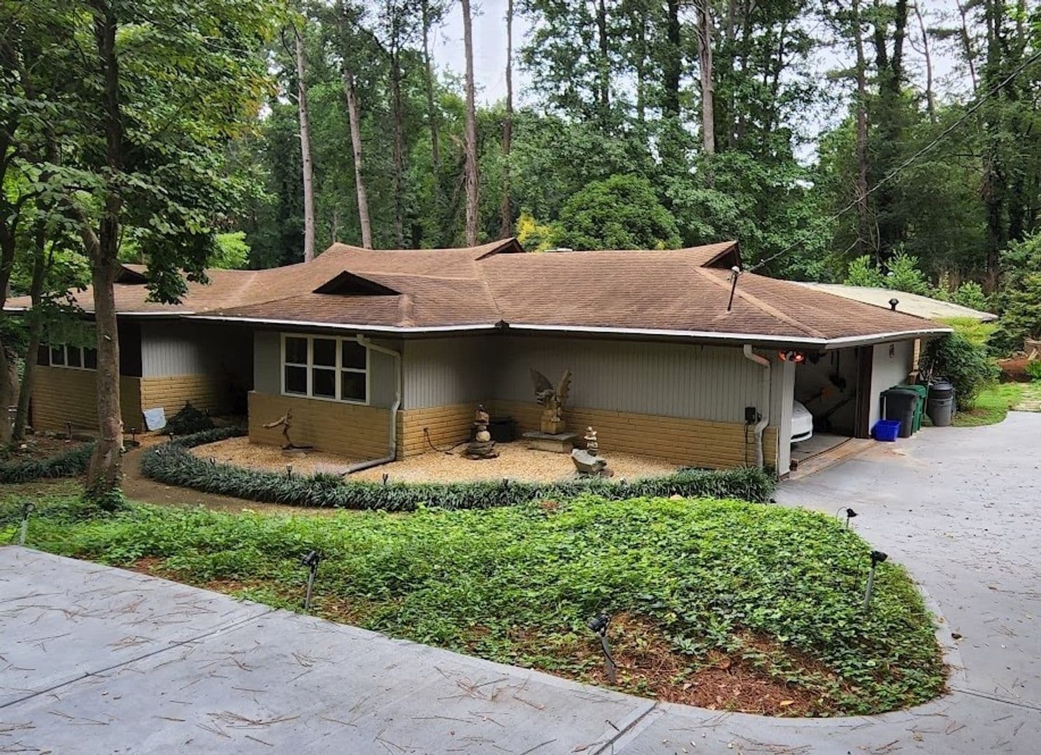 Atlanta House: 3262 Alton Rd