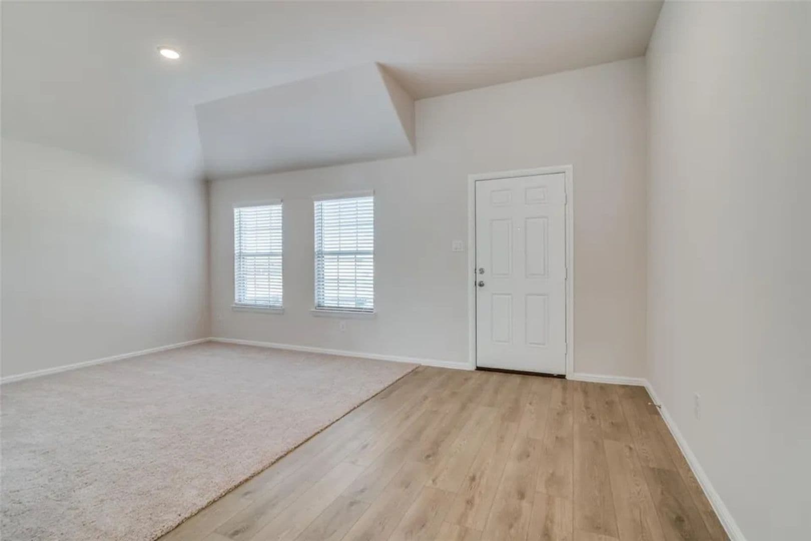 Royse City House: 213 Corcovado Ave