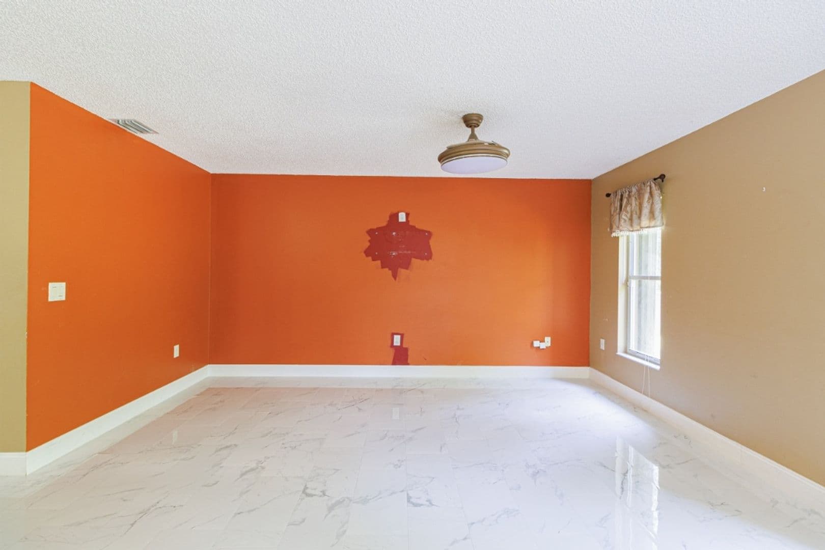 Palm Bay House: 1515 Nona St NE