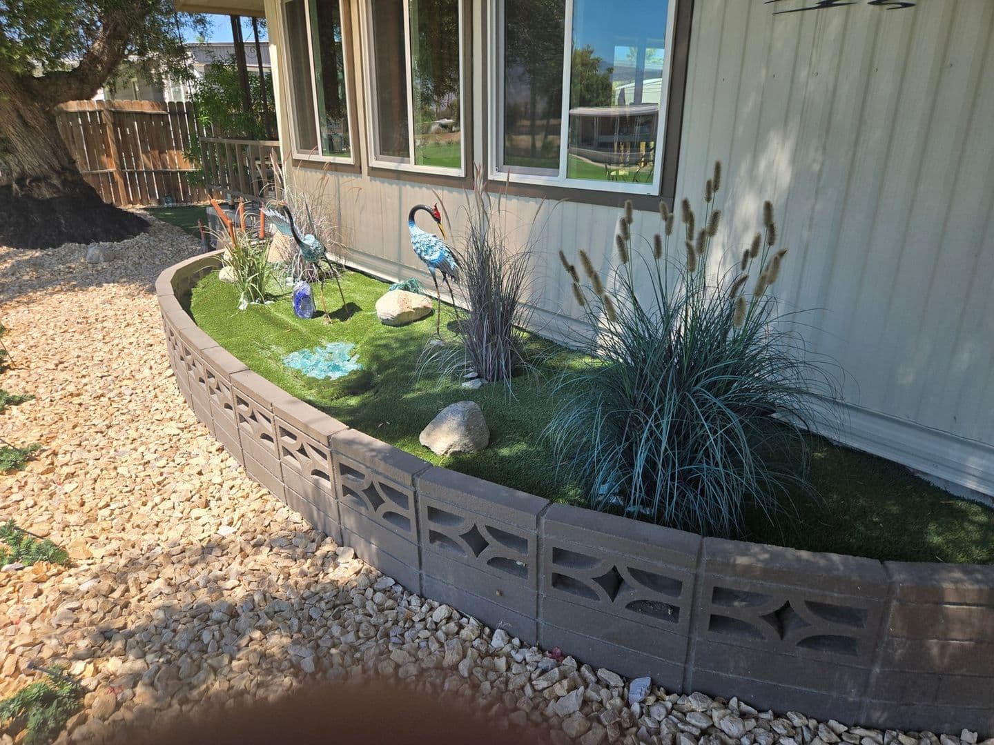Thousand Palms House: 73537 Algonquin Pl