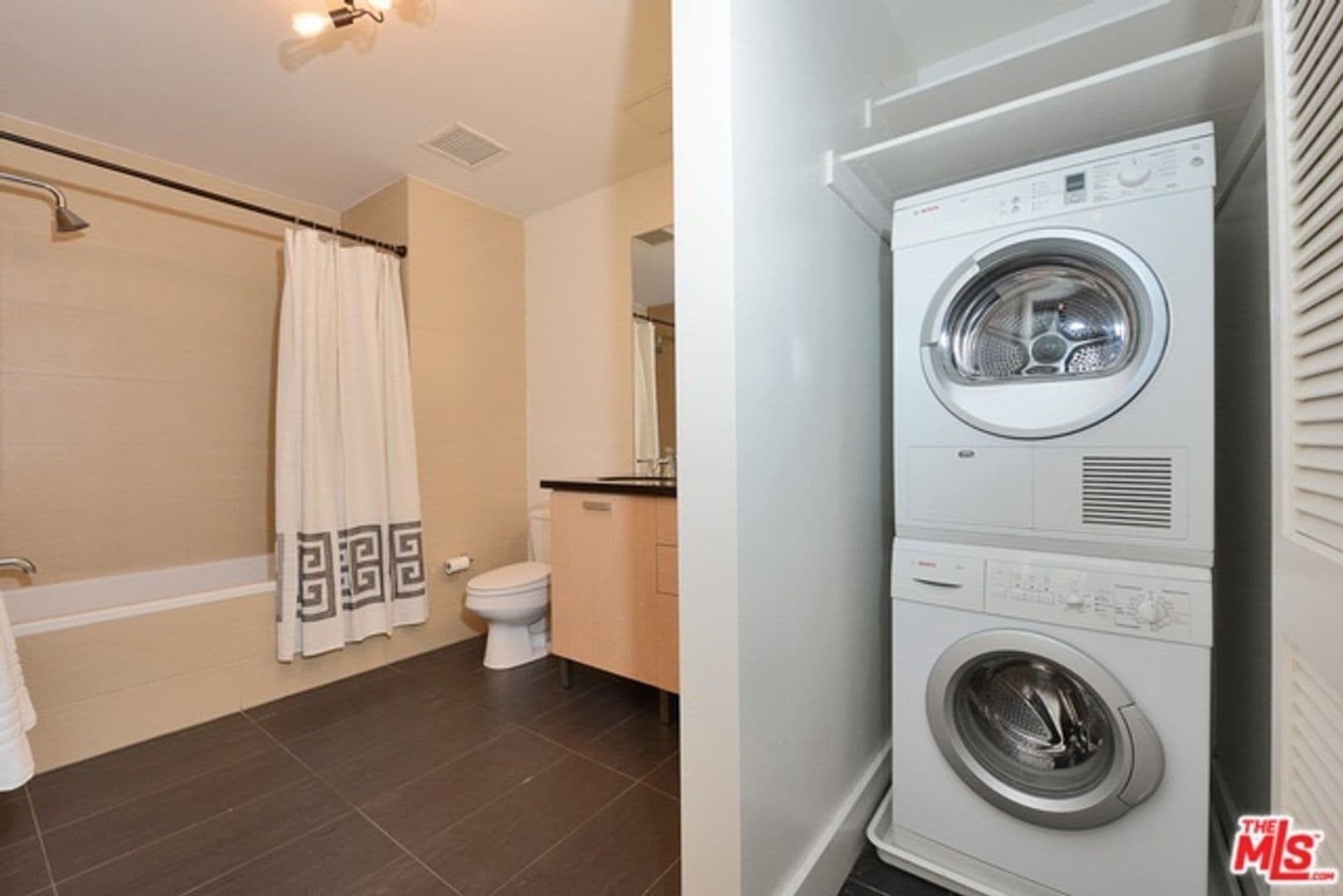 Los Angeles Condo: 460 S Spring St