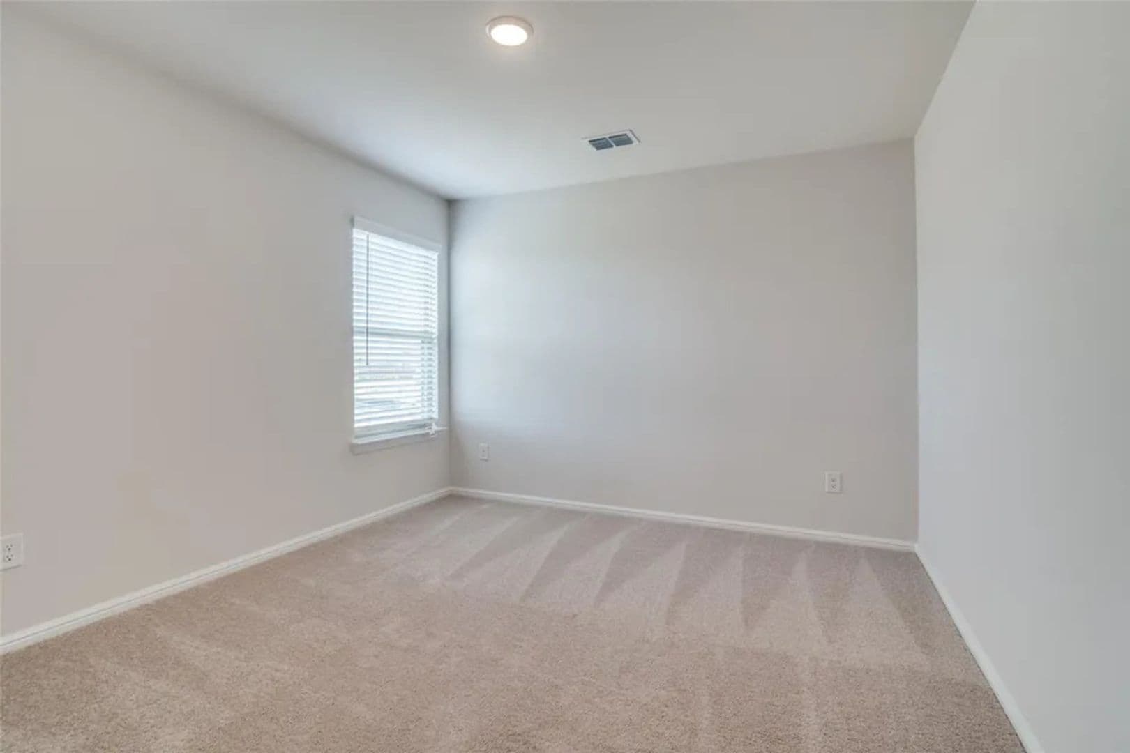 Royse City House: 213 Corcovado Ave