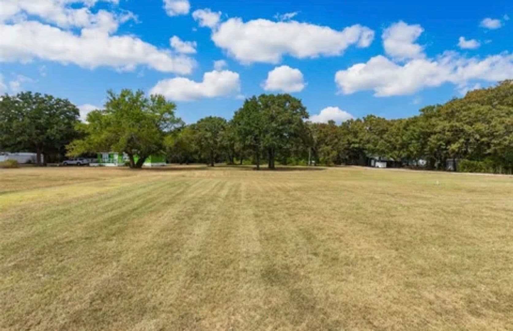 Point House: 652 Co Rd 4252