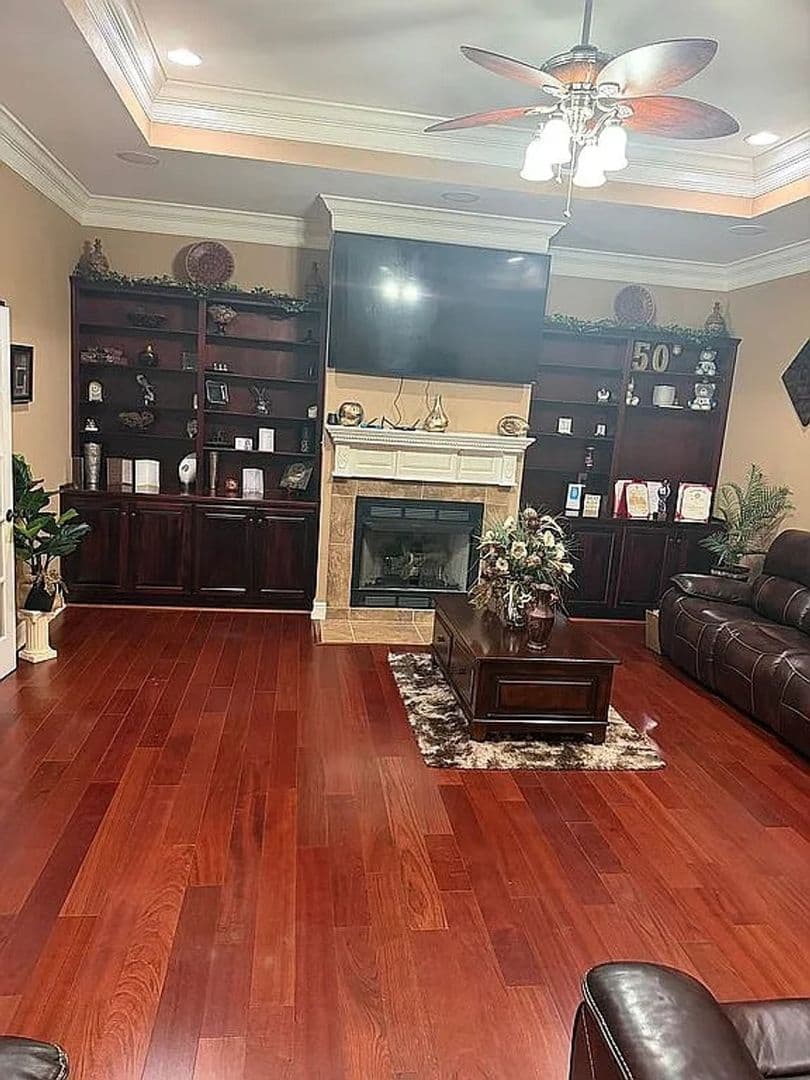 Mobile House: 7112 Raleigh Blvd