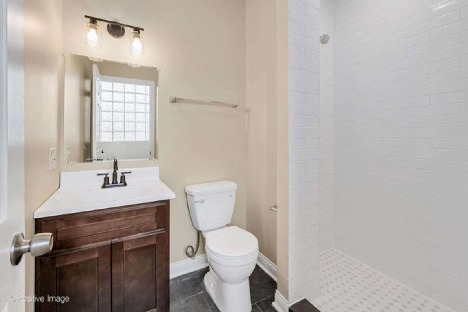 Chicago Townhome: 2855 W Arthington St