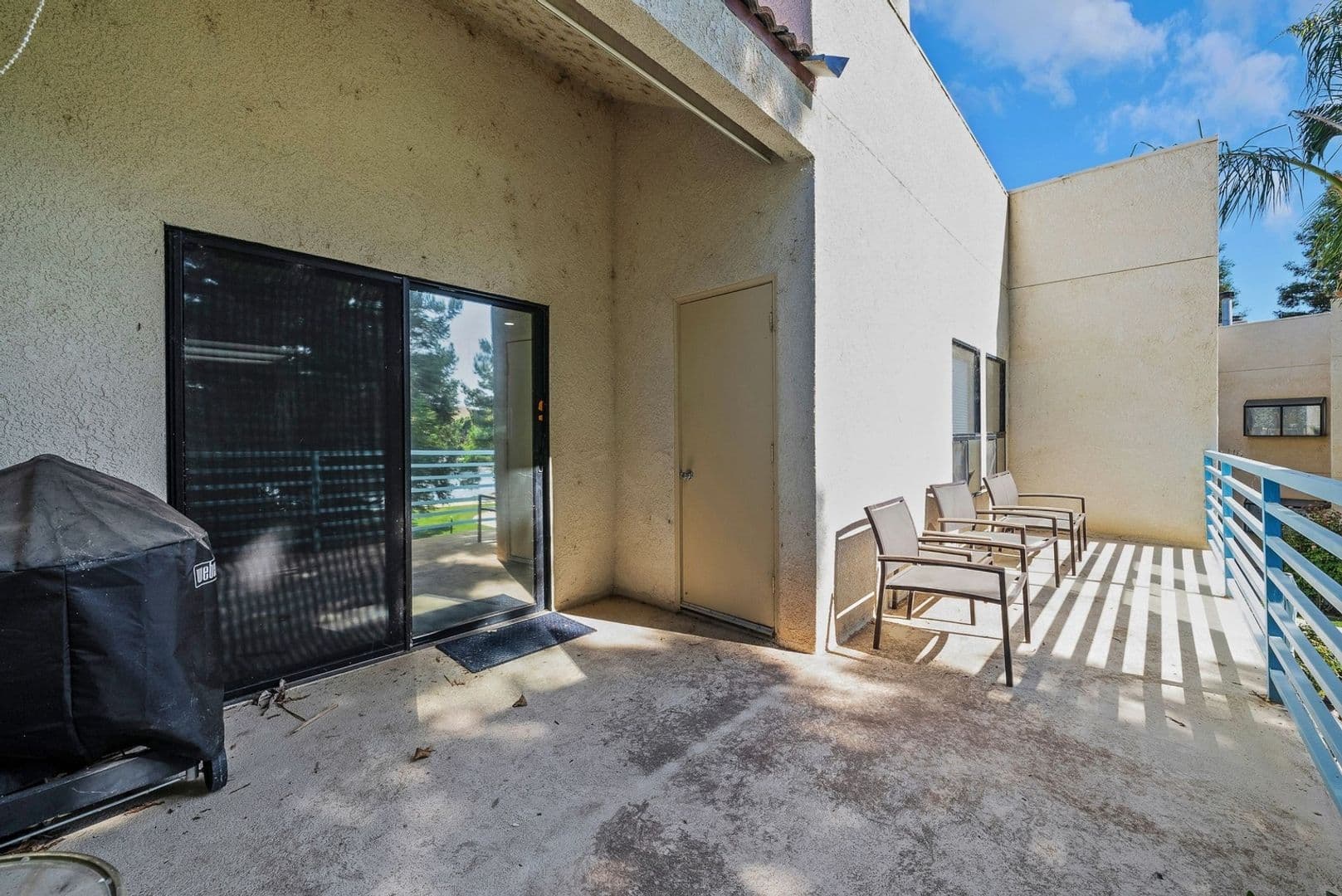 Bakersfield Townhome: 14500 Las Palmas Dr