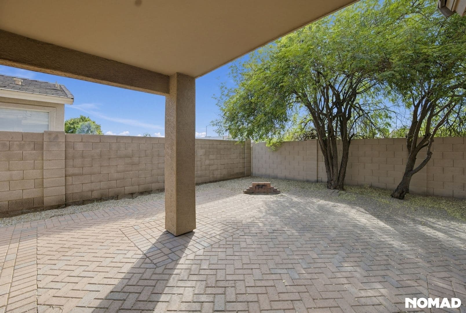 Avondale House: 3314 N 126th Dr
