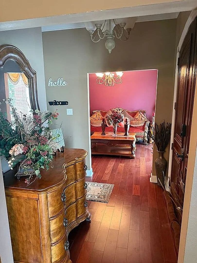 Mobile House: 7112 Raleigh Blvd