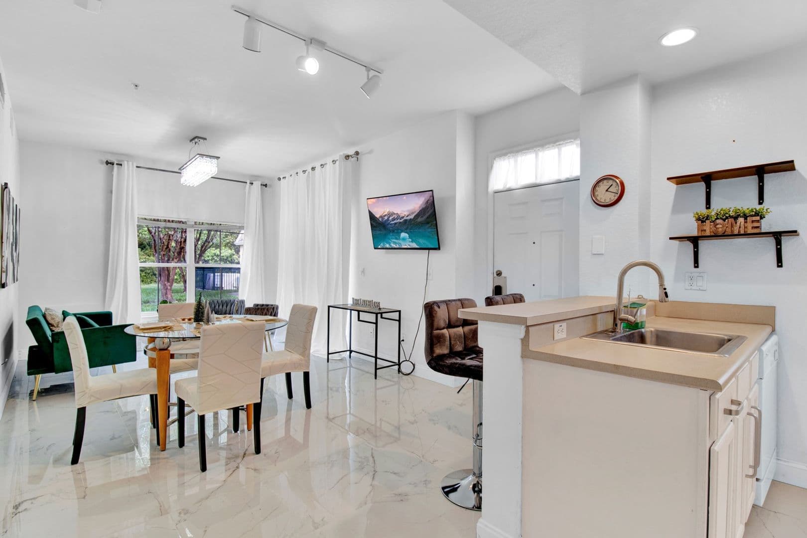 Kissimmee Townhome: 2290 San Vital Dr