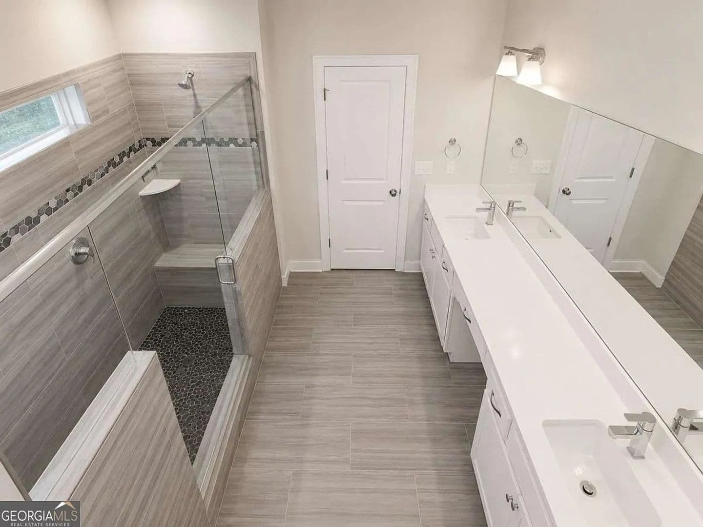 Mableton House: 1099 Hibiscus Way SW