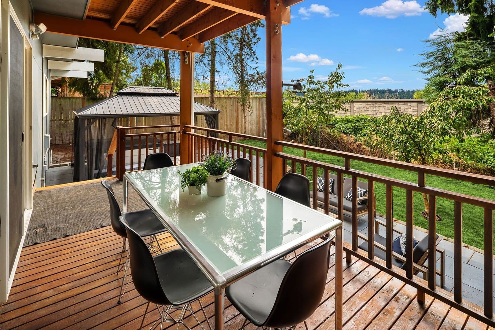 Bellevue House: 5761 110th Ave SE