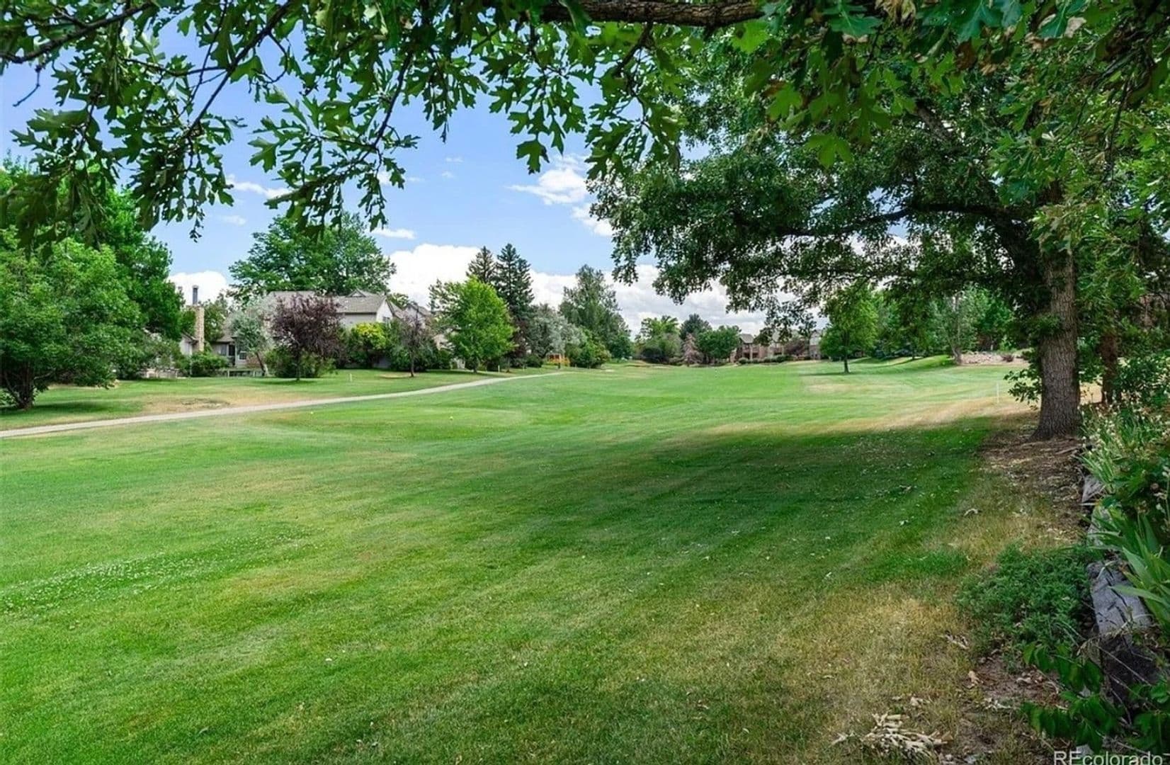 Aurora Condo: 2120 S Vaughn Way