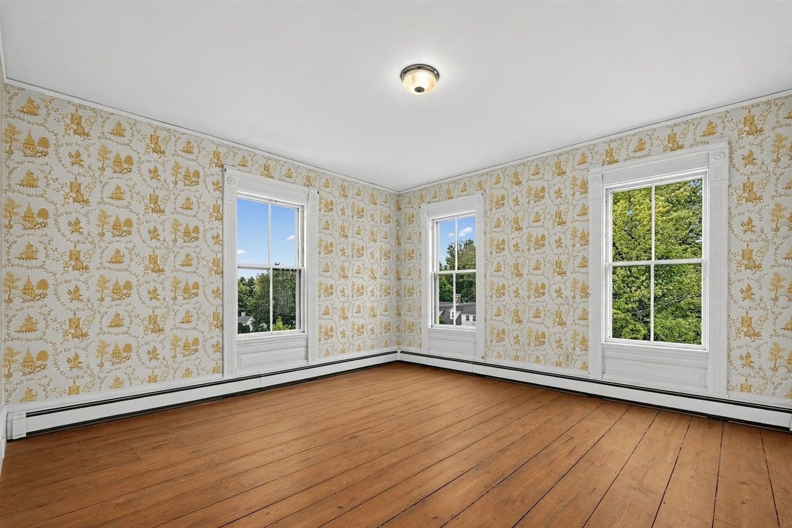 Fitchburg House: 267 Pearl Hill Rd