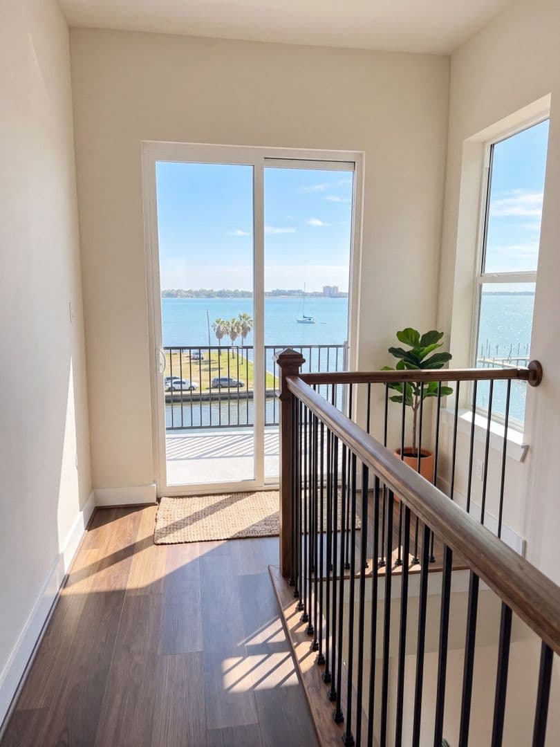 Seabrook Townhome: 4405 Anthony Court Ln