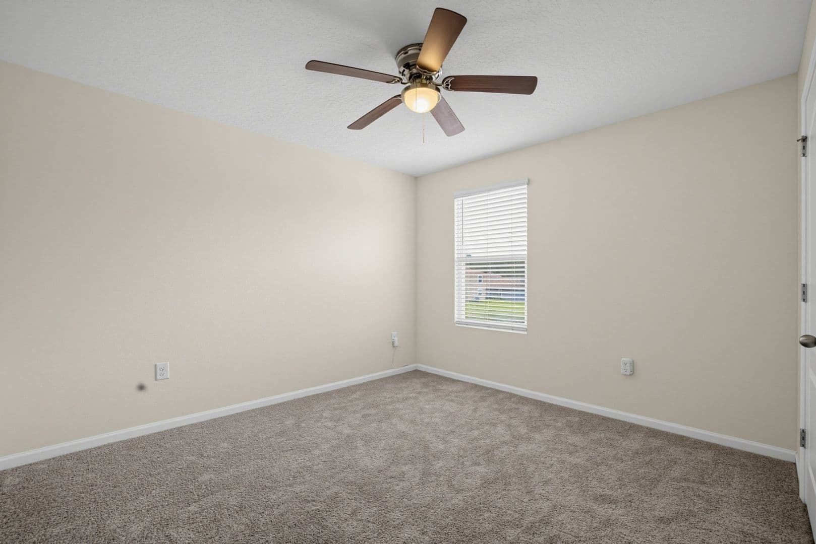 Jacksonville House: 3512 Guppy Ct