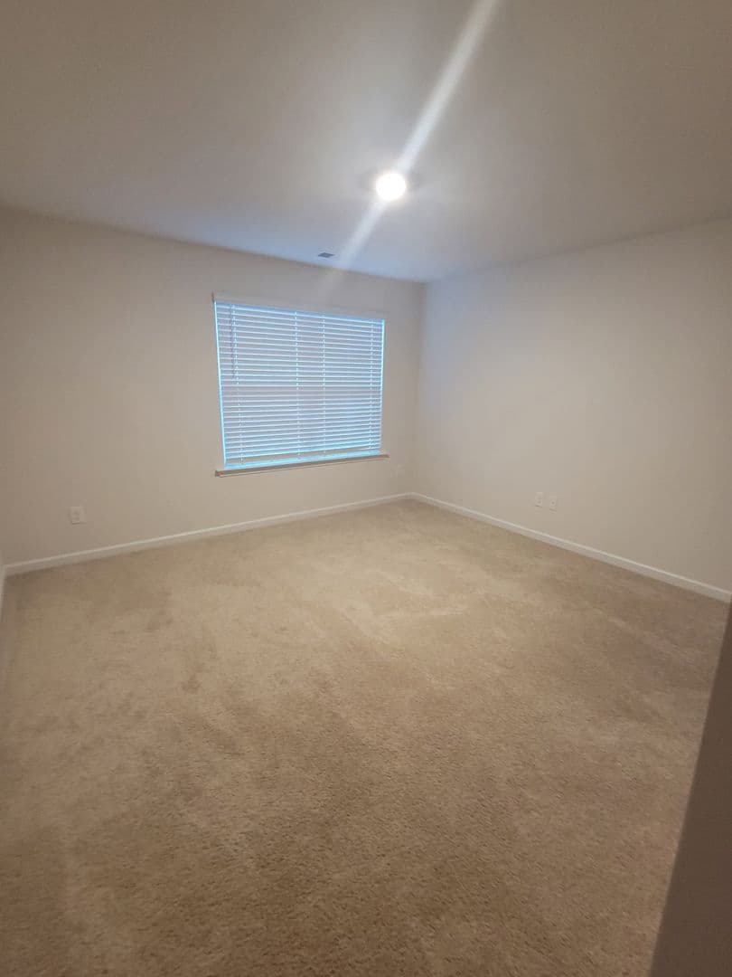 Greensboro Townhome: 1325 Broholmer Ln
