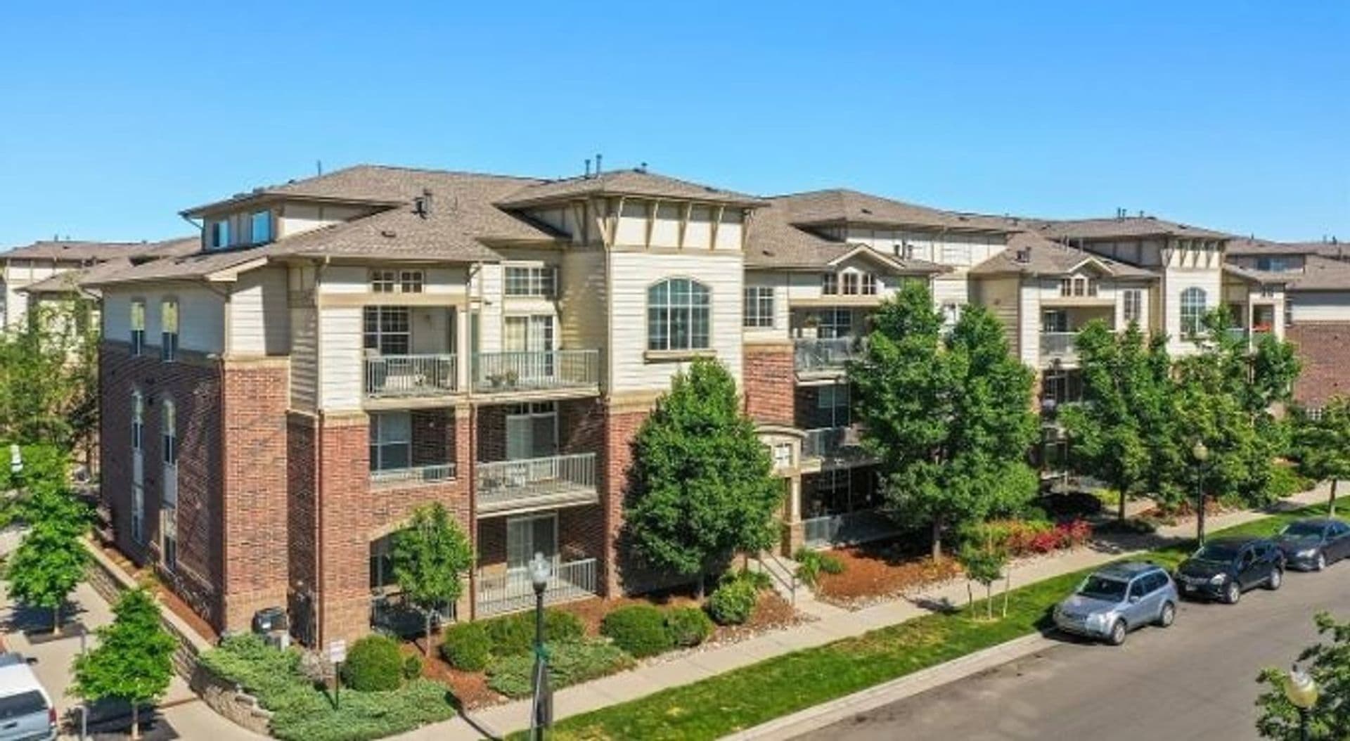 Aurora Condo: 3875 S Dayton St