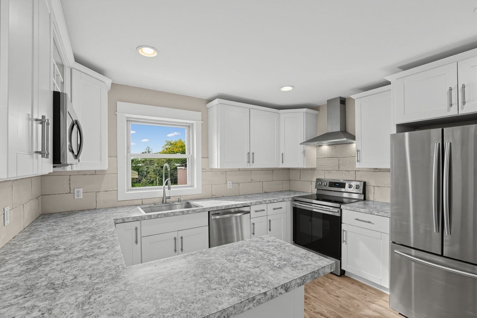 Grand Haven Condo: 709 S Despelder St