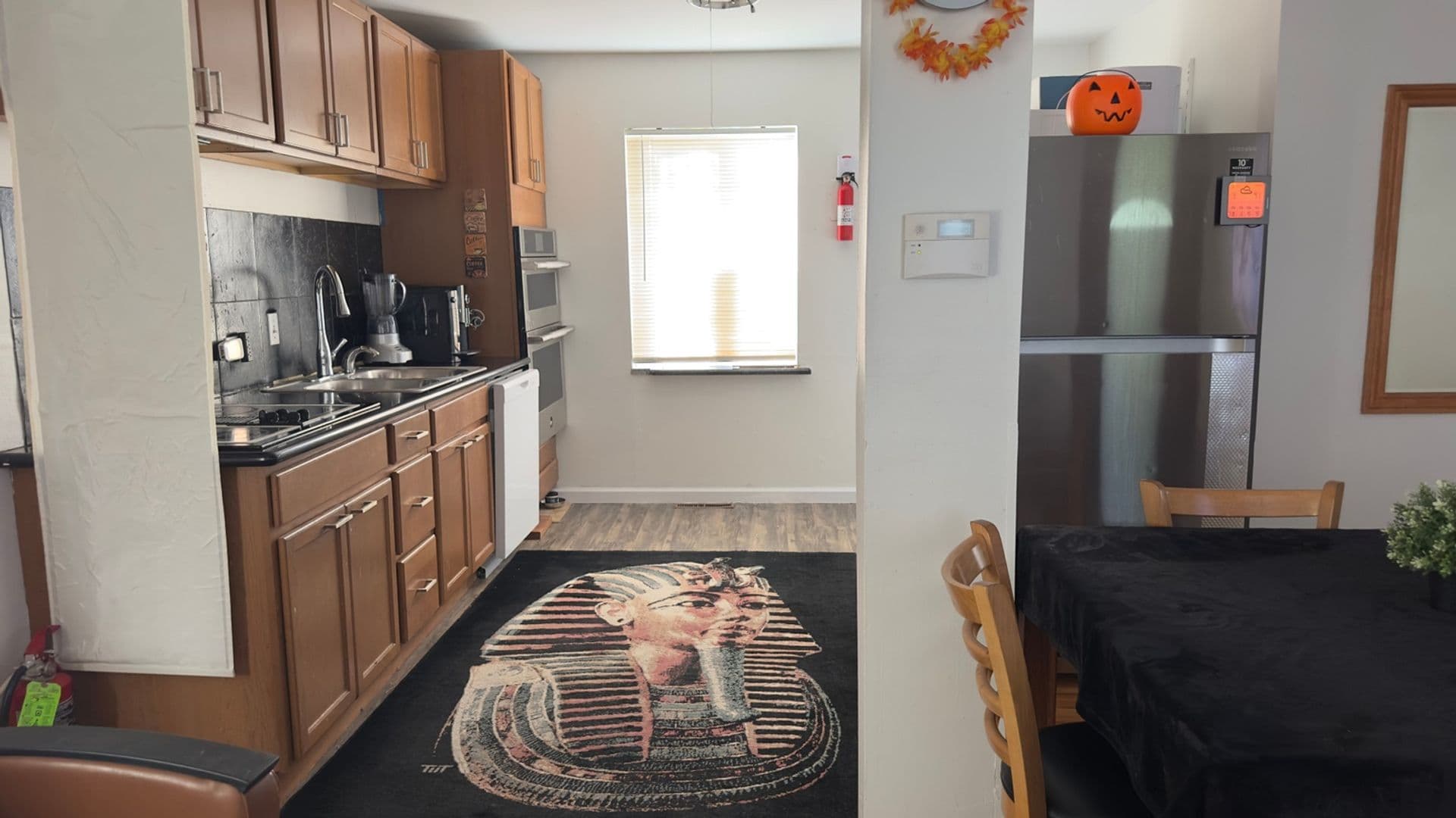 Aurora House: 1641 Nome St