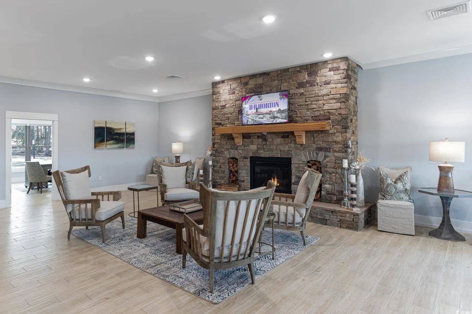 Little River House: 651 Wallace Dr
