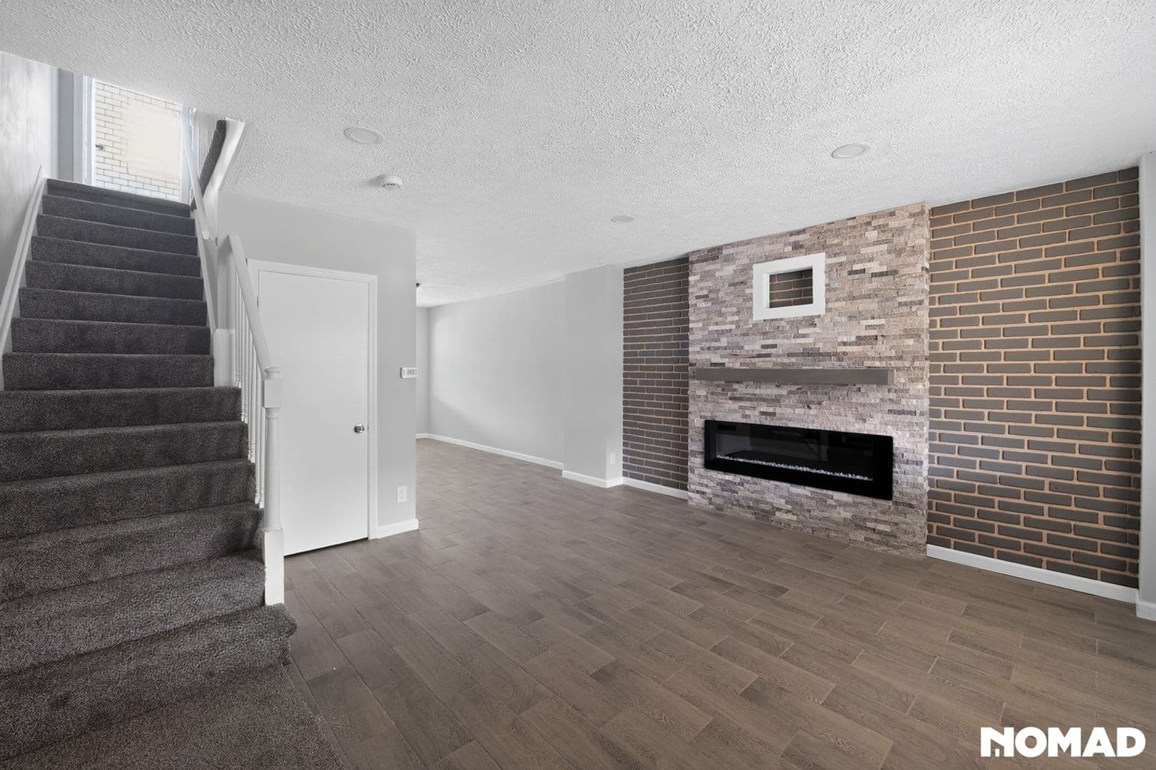 Middle River Townhome: 2229 Redthorn Rd