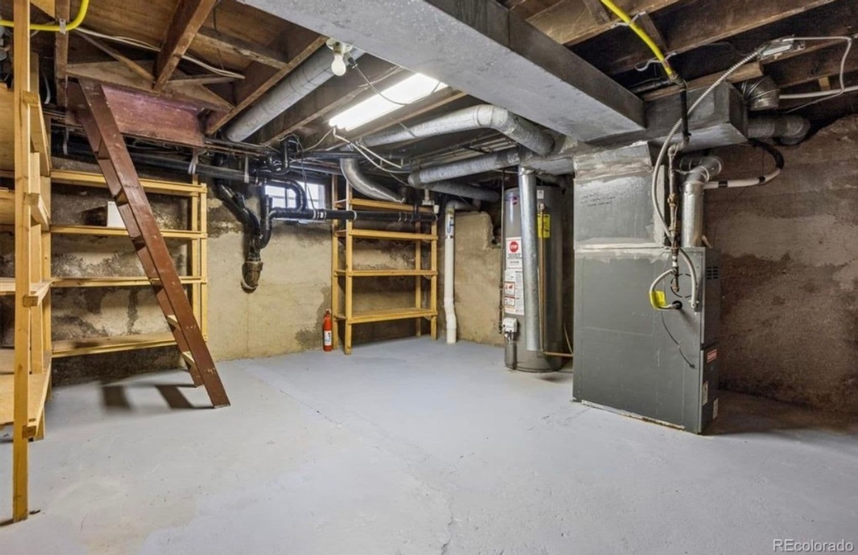 Englewood House: 4009 S Logan St