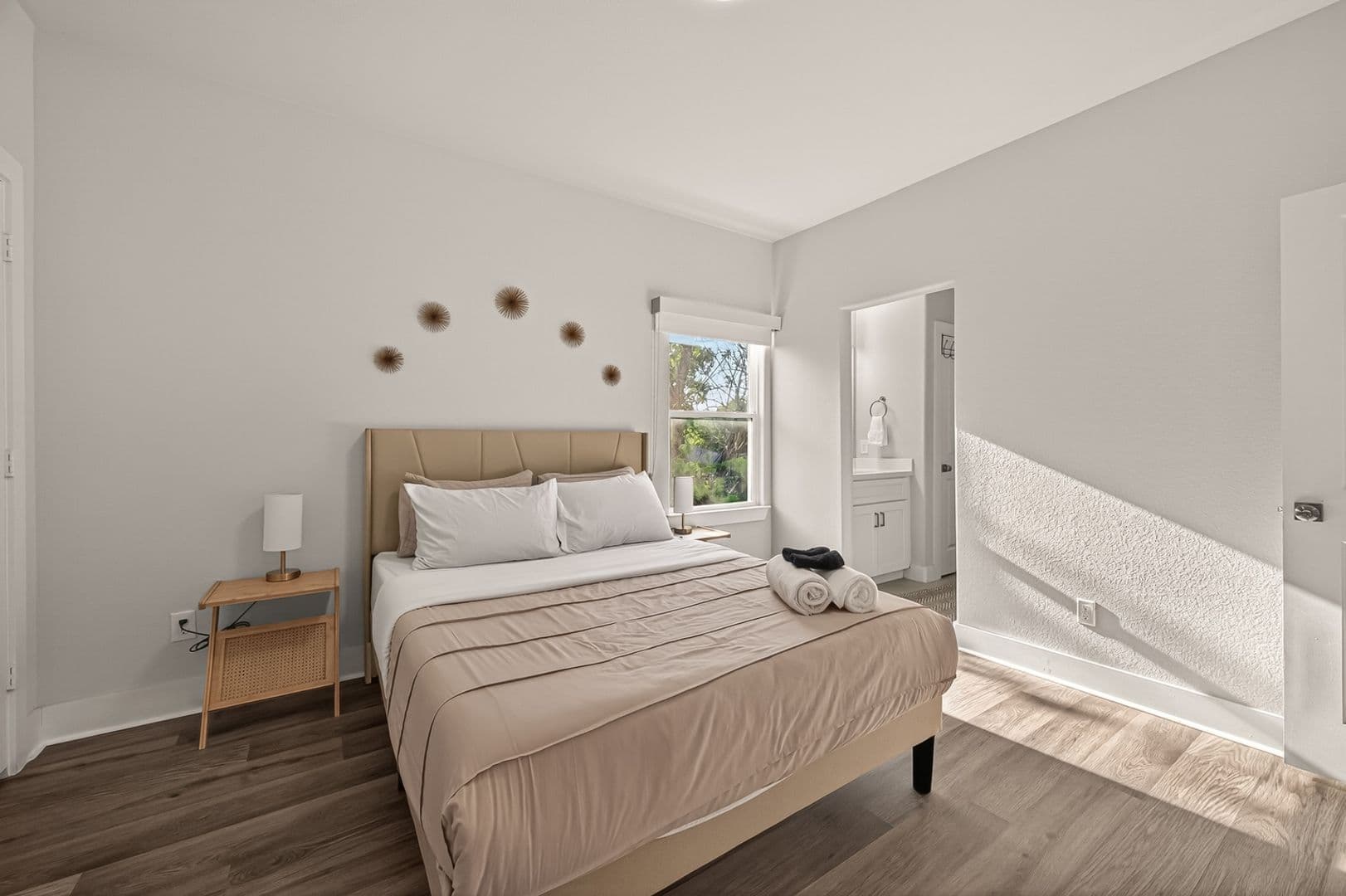 Houston Townhome: 4221 Galesburg St
