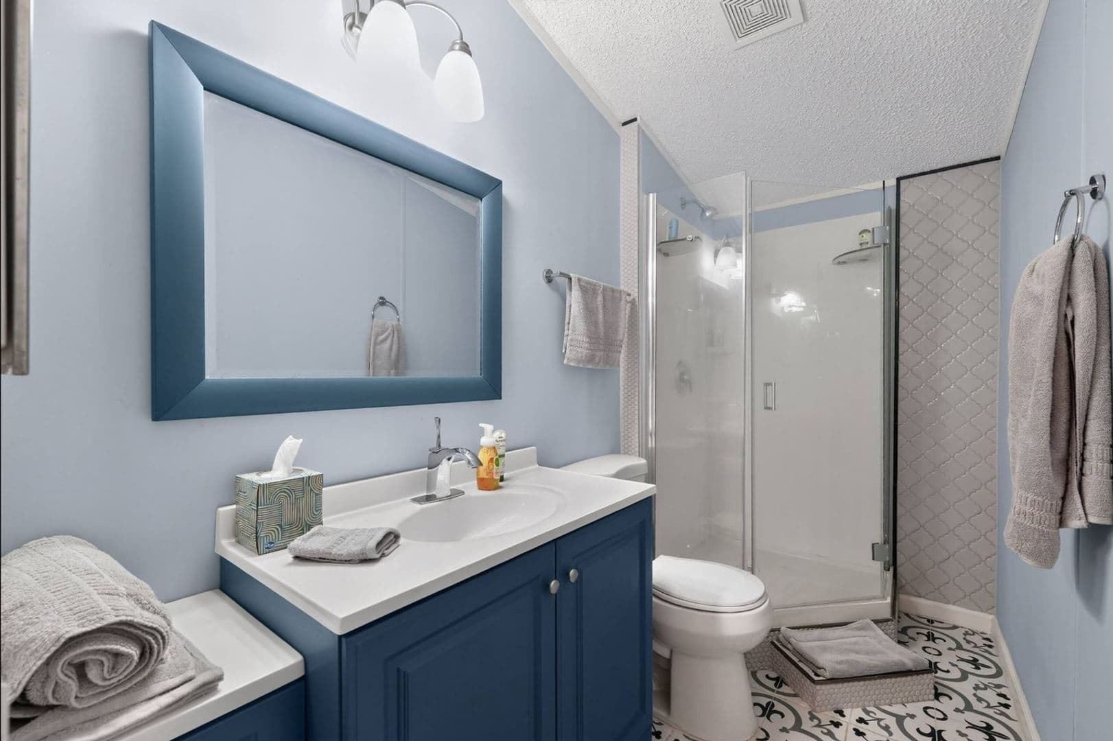 Casa Grande House: 11484 N Cordell St