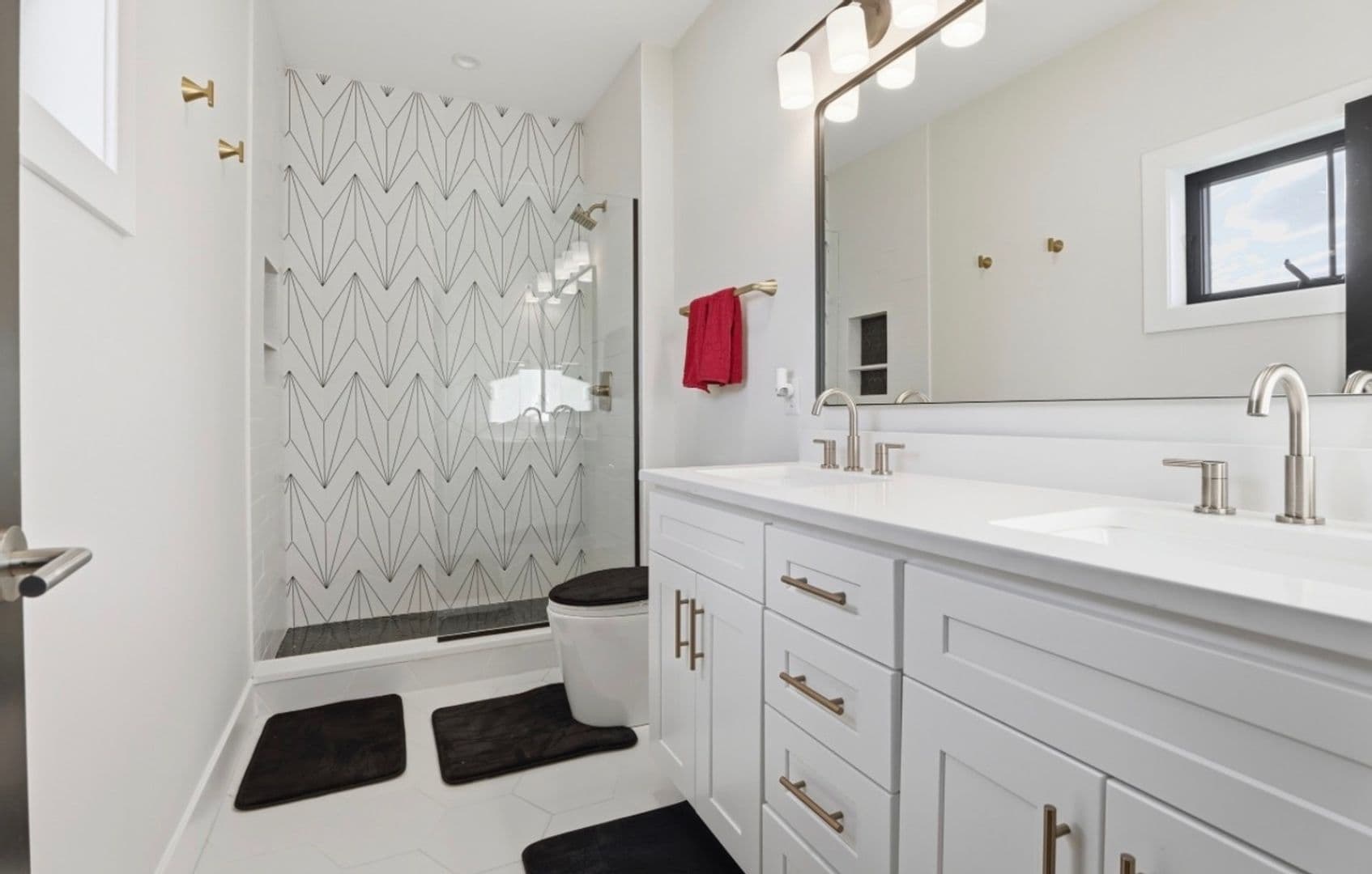 Sparrows Point House: 6931 River Dr Rd