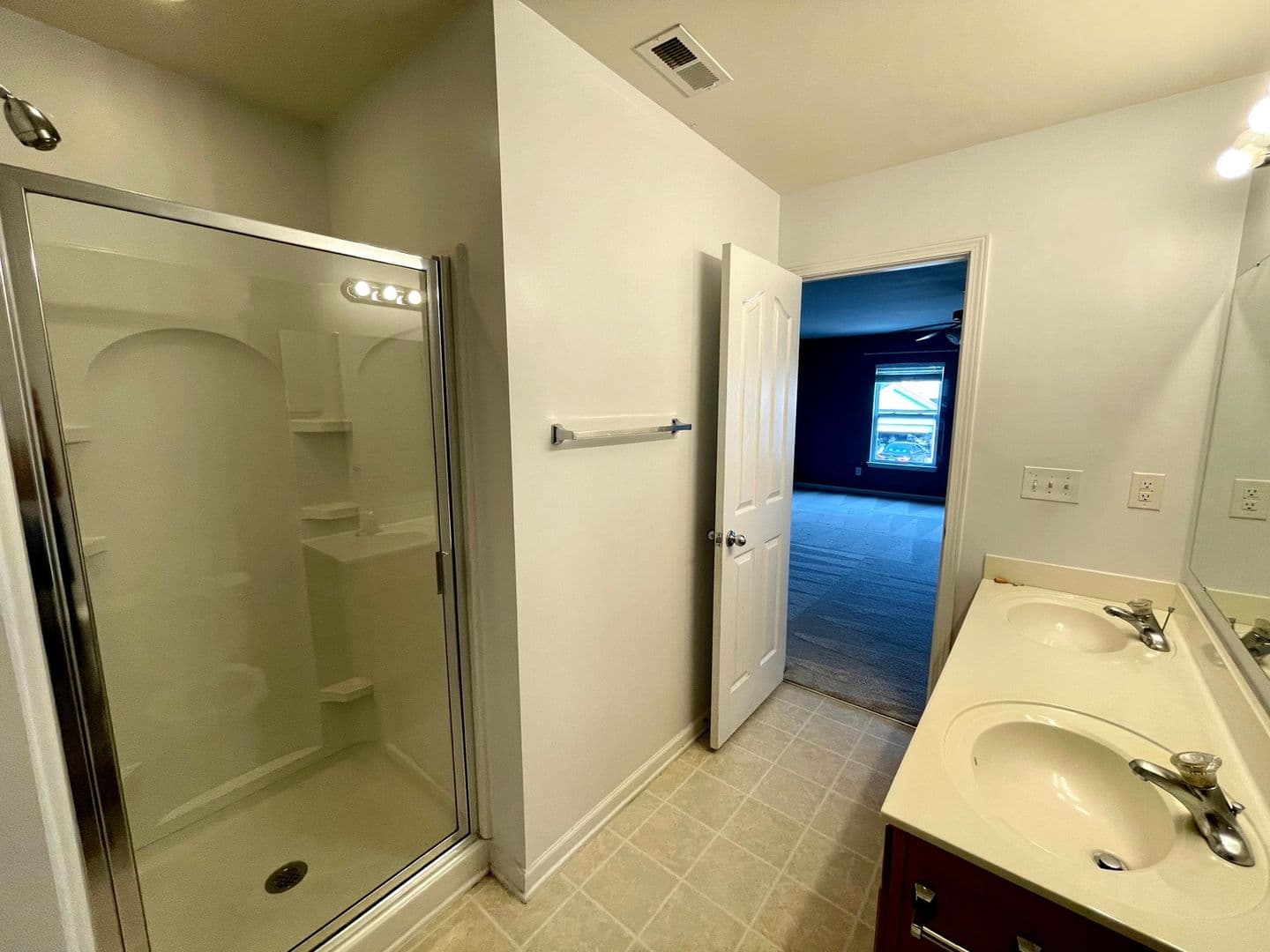 Charlotte House: 5537 Stowe Derby Dr