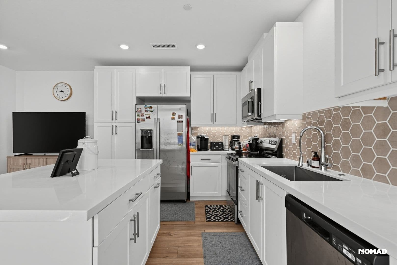 Eastvale Condo: 12962 Lassen Dr